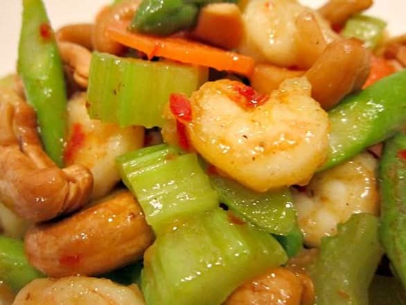 Stir Fried Scallop with cashew nuts and celery腰果西芹炒帶子